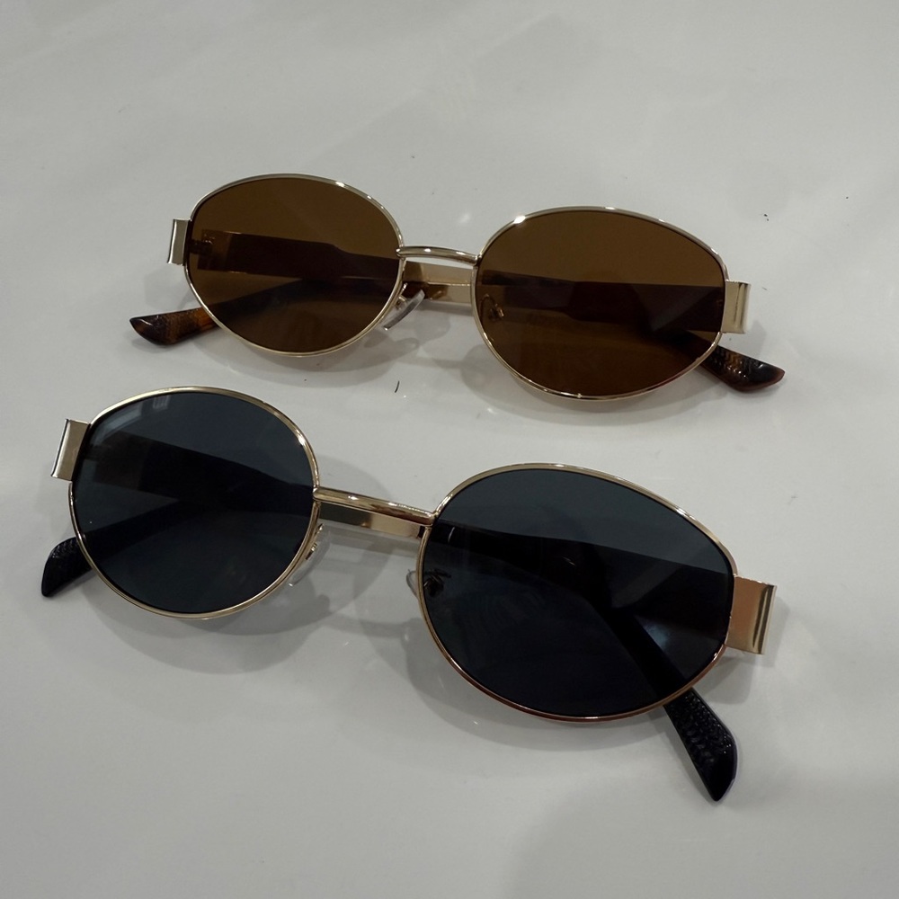 Stylish Oval Sunglasses in Gold and Black